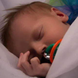 Make pic of small baby